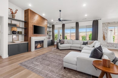 206 N Sage Crest Cir, Washington, UT 84780 - photo 3