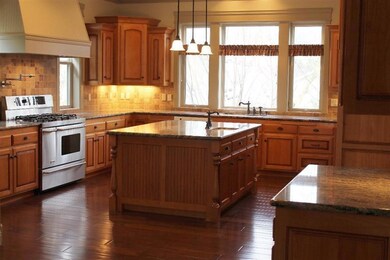 657 NW Valley View Dr, Grants Pass, OR 97526 - photo 4