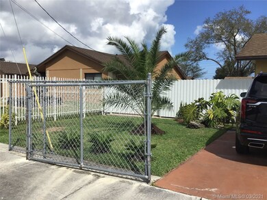22145 SW 114th Ct, Miami, FL 33170 - photo 3