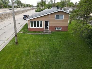 925 E Krage Dr, Addison, IL 60101 - photo 7