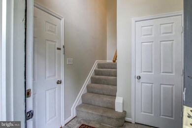 19903 Gateshead Cir, Germantown, MD 20876 - photo 4