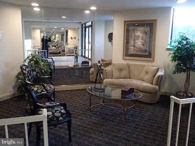 3031 Fallstaff Rd unit 604C, Baltimore, MD 21209 - photo 2