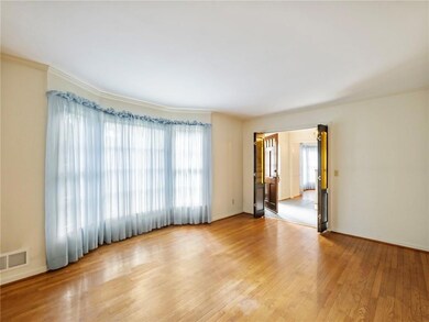 654 Grove Pkwy SE, Marietta, GA 30067 - photo 4