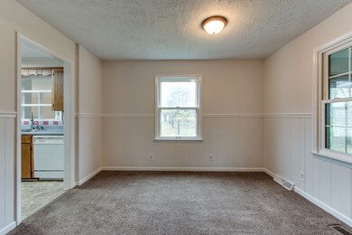 503 Fairlane Dr, Shelbyville, TN 37160 - photo 6