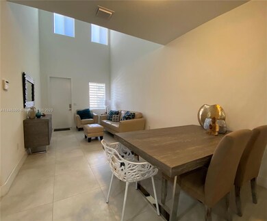 7122 NW 103rd Path unit 7122, Doral, FL 33178 - photo 3