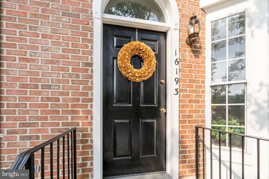 16193 Taconic Cir, Dumfries, VA 22025 - photo 4