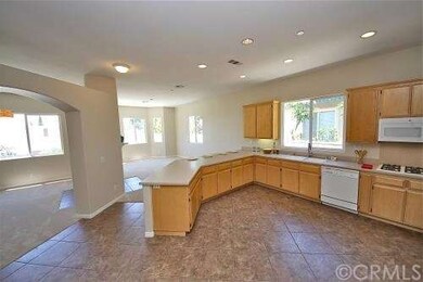 Spacious kitchen