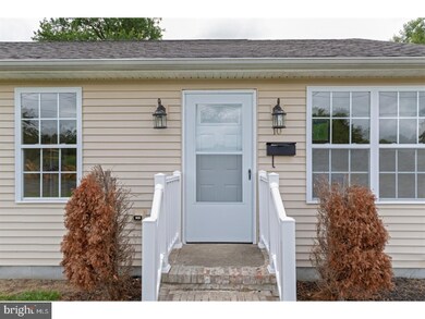 10 Florence Ave, Penns Grove, NJ 08069 - photo 2