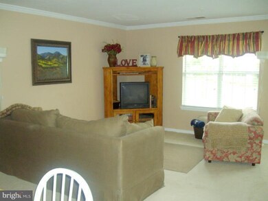 11010 Koman Cir unit 195, Manassas, VA 20109 - photo 2