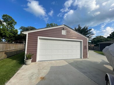 4CDBB985-3259-476A-BE57-940AB65D2359