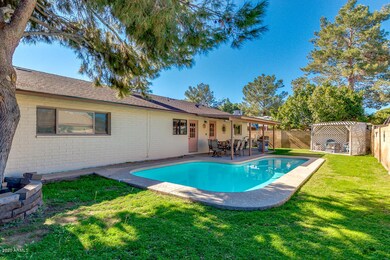 810 E Todd Dr, Tempe, AZ 85283 - photo 2