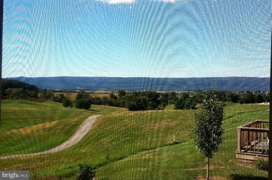 2342 Majestic Ct, Chambersburg, PA 17202 - photo 2