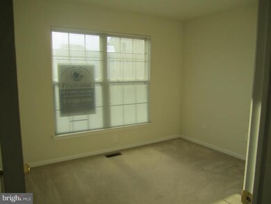 76 Chadwick Cir unit 11E, Norristown, PA 19403 - photo 3