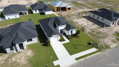 5904 N Gira Del Sol, Edinburg, TX 78542 - photo 2