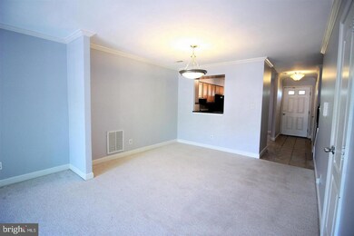 14105 Yorkshire Woods Dr, Silver Spring, MD 20906 - photo 7