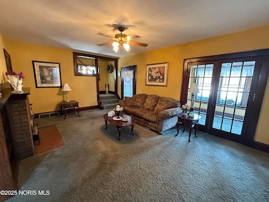 2554 York St, Toledo, OH 43605 - photo 4