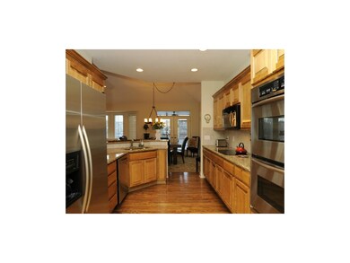 Stainless steel appliances...double ovens, Advanti