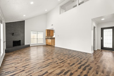 2419 Parkview Dr, Pearland, TX 77581 - photo 6