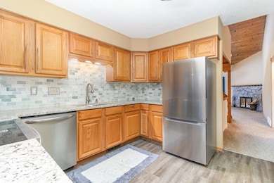 13724 Hemlock Ct, Saint Paul, MN 55124 - photo 6