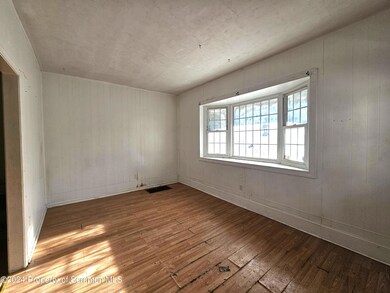 146 Espy St, Nanticoke, PA 18634 - photo 3