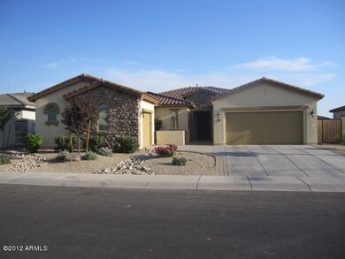 STONE & STUCCO FRONT