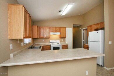 23880 W Twilight Trail Buckeye-large-006