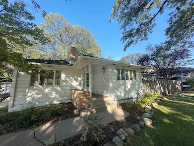 1002 N 2nd St unit 1002 N. 2nd St., Bismarck, ND 58501 - photo 2