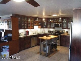 1201 Kitchen2