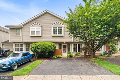 153 Beckys Corner, Chalfont, PA 18914 - photo 2