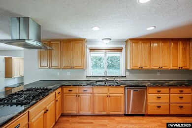 10764 Southview Loop SE, Jefferson, OR 97352 - photo 7