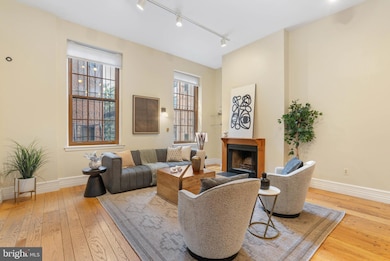 914 Spruce St unit 9, Philadelphia, PA 19107 - photo 6