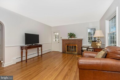 7040 Guilford Rd, Clarksville, MD 21029 - photo 4