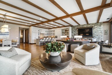 12 Living Room.jpg-SMALL