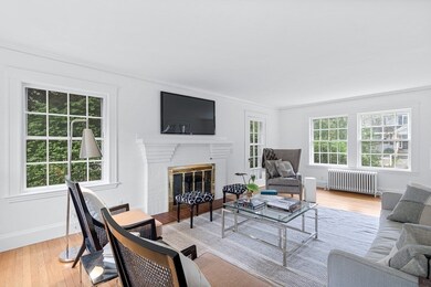 8 Tappan Rd, Wellesley, MA 02482 - photo 4