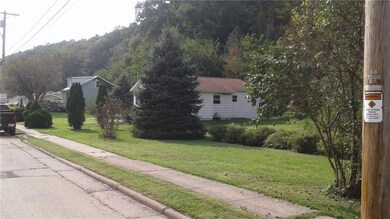 163 S Main St, Potosi, WI 53820 - photo 2