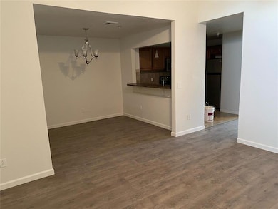 2629 Cedar Tree Rd unit D, Oklahoma City, OK 73120 - photo 5