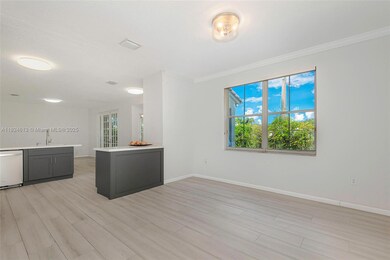 315 W Cypress Cove Cir, Davie, FL 33325 - photo 5