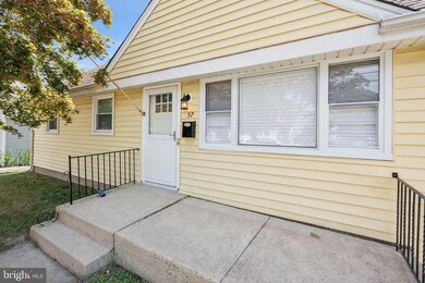 57 Hartman Dr, Trenton, NJ 08690 - photo 2