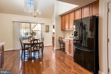 407 Lantern Ln unit 7, Kennett Square, PA 19348 - photo 5