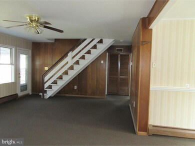 324 Appletree Dr, Levittown, PA 19055 - photo 7