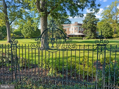 15 Charlcote Place, Baltimore, MD 21218 - photo 7