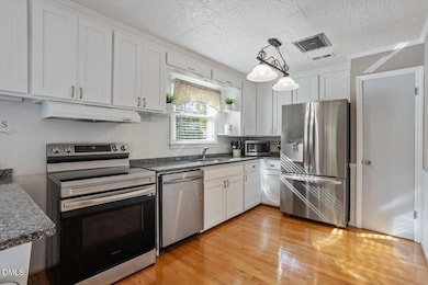 2620 E Geer St, Durham, NC 27704 - photo 7