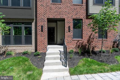 2328 Water Promenade Ave, Hunter Mill, VA 20171 - photo 2