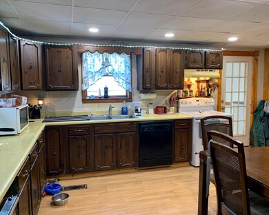 33 Lincoln St, Calais, ME 04619 - photo 7