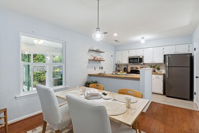 Spacious Breakfast Room