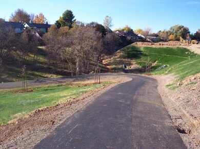 WALKING TRAIL NEARBY