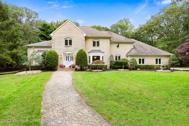 45 Clover Hill Ln, Colts Neck, NJ 07722 - photo 2