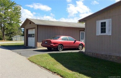 106 Cumberland Dr unit 28, Hendersonville, NC 28792 - photo 5