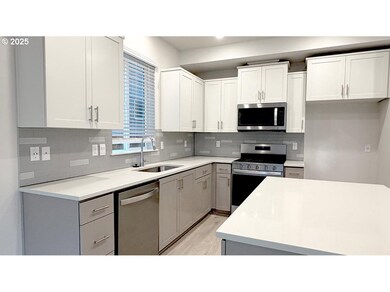 2180 36th Ave, Forest Grove, OR 97116 - photo 6