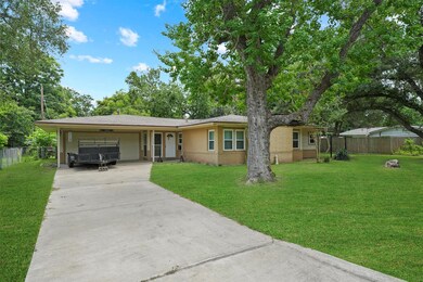 1215 Courtney St, Richmond, TX 77469 - photo 2